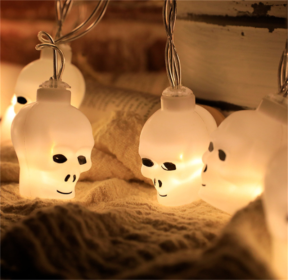 Halloween Battery Remote Control USB LED String Lights (Option: Small skull-6meters 40lights warm white)